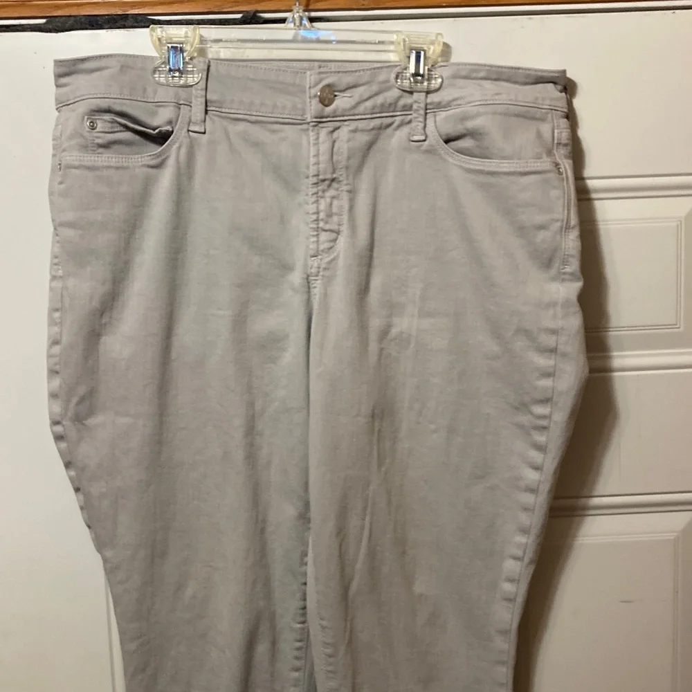 NYDJ comfortable slim
